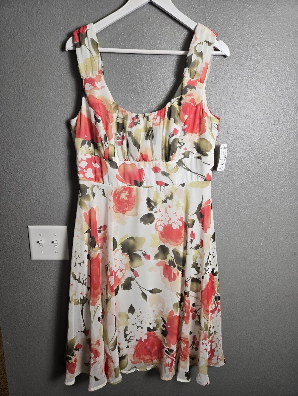 Dressbarn Coral Floral Midi Dress Size 16P